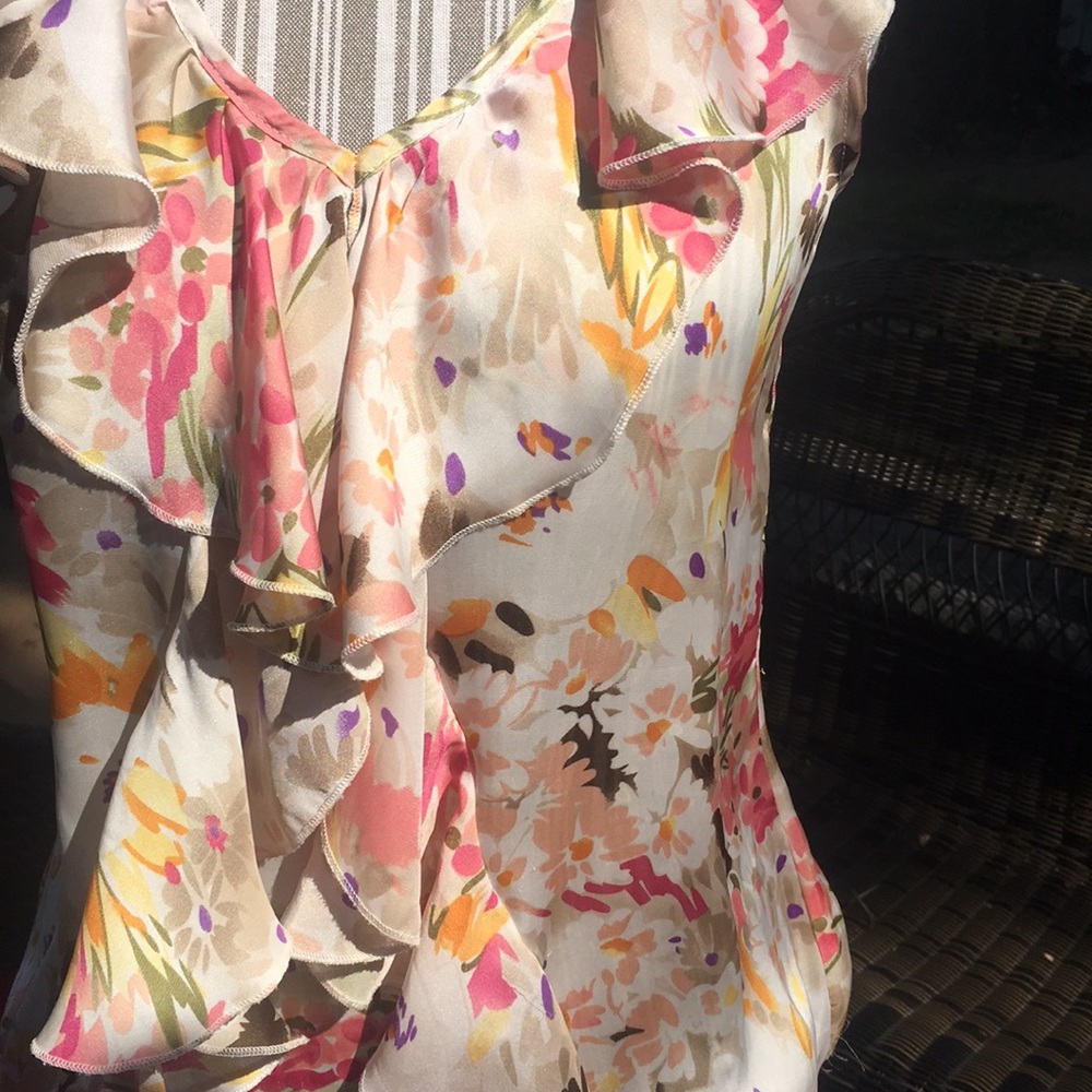 Sunny Leigh polyester top Euc Ruffled top